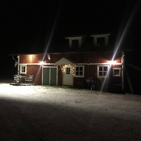 Bed and Breakfast Ranch Moerby Stora Mellosa Екстер'єр фото