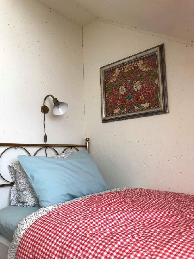 Bed and Breakfast Ranch Moerby Stora Mellosa Екстер'єр фото