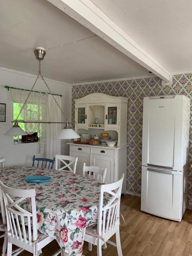 Bed and Breakfast Ranch Moerby Stora Mellosa Екстер'єр фото